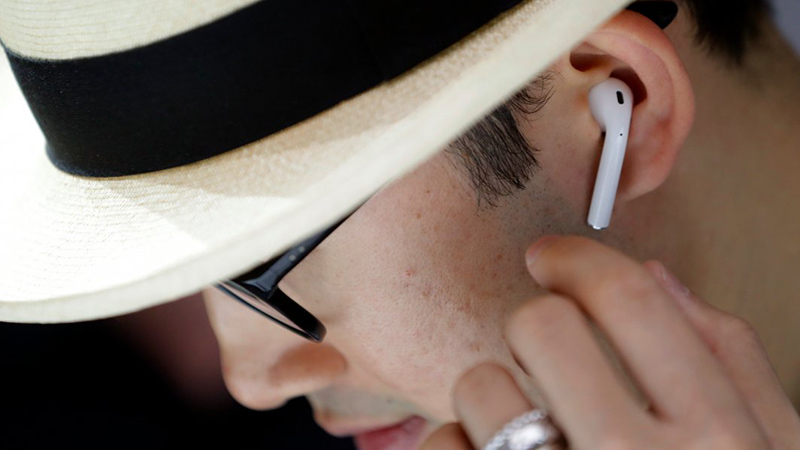 Airpods_2 Tai nghe Airpods của Apple không dễ rớt như bạn nghĩ