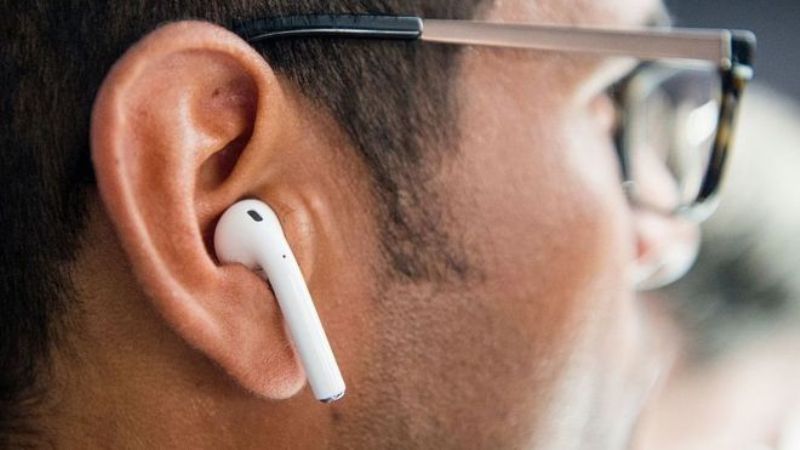 AirPods AirPods