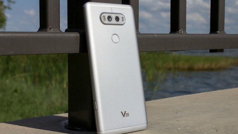 LG V20