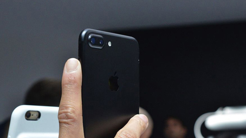 iPhone iPhone