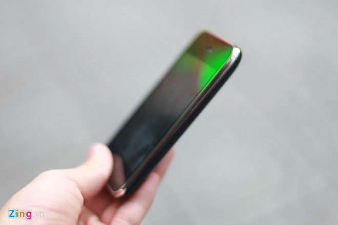 iPhone 3GS Jet Black chưa kích hoạt về VN, giá chỉ 1,9 triệu đồng iPhone 3GS Jet Black chưa kích hoạt về VN, giá chỉ 1,9 triệu đồng