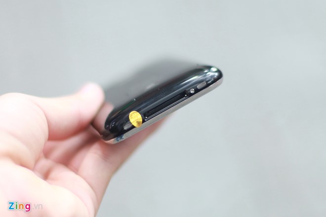 iPhone 3GS Jet Black chưa kích hoạt về VN, giá chỉ 1,9 triệu đồng iPhone 3GS Jet Black chưa kích hoạt về VN, giá chỉ 1,9 triệu đồng