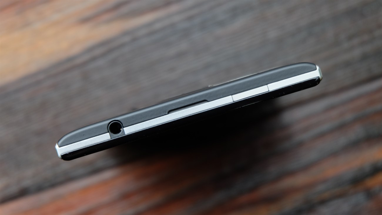 Trên tay nhanh hàng hot Blackberry Passport Trên tay nhanh hàng hot Blackberry Passport