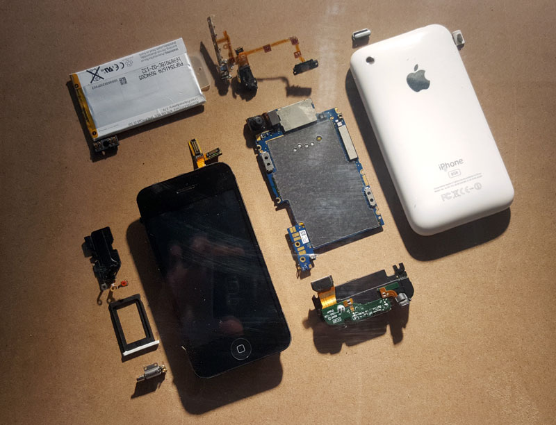 iPhone 3GS iPhone 3GS