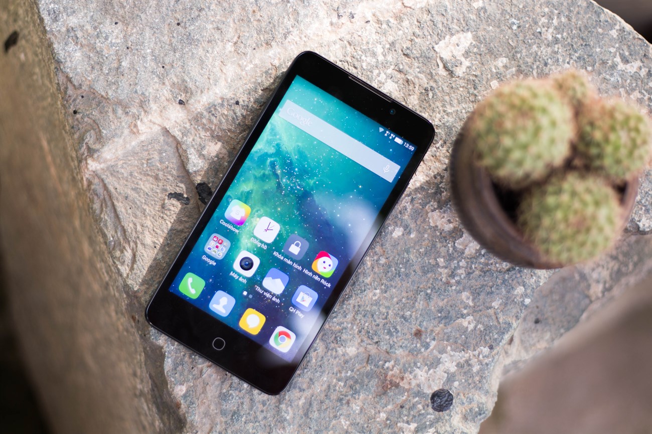 Đập hộp smartphone giá 3 triệu của Coolpad Đập hộp smartphone giá 3 triệu của Coolpad