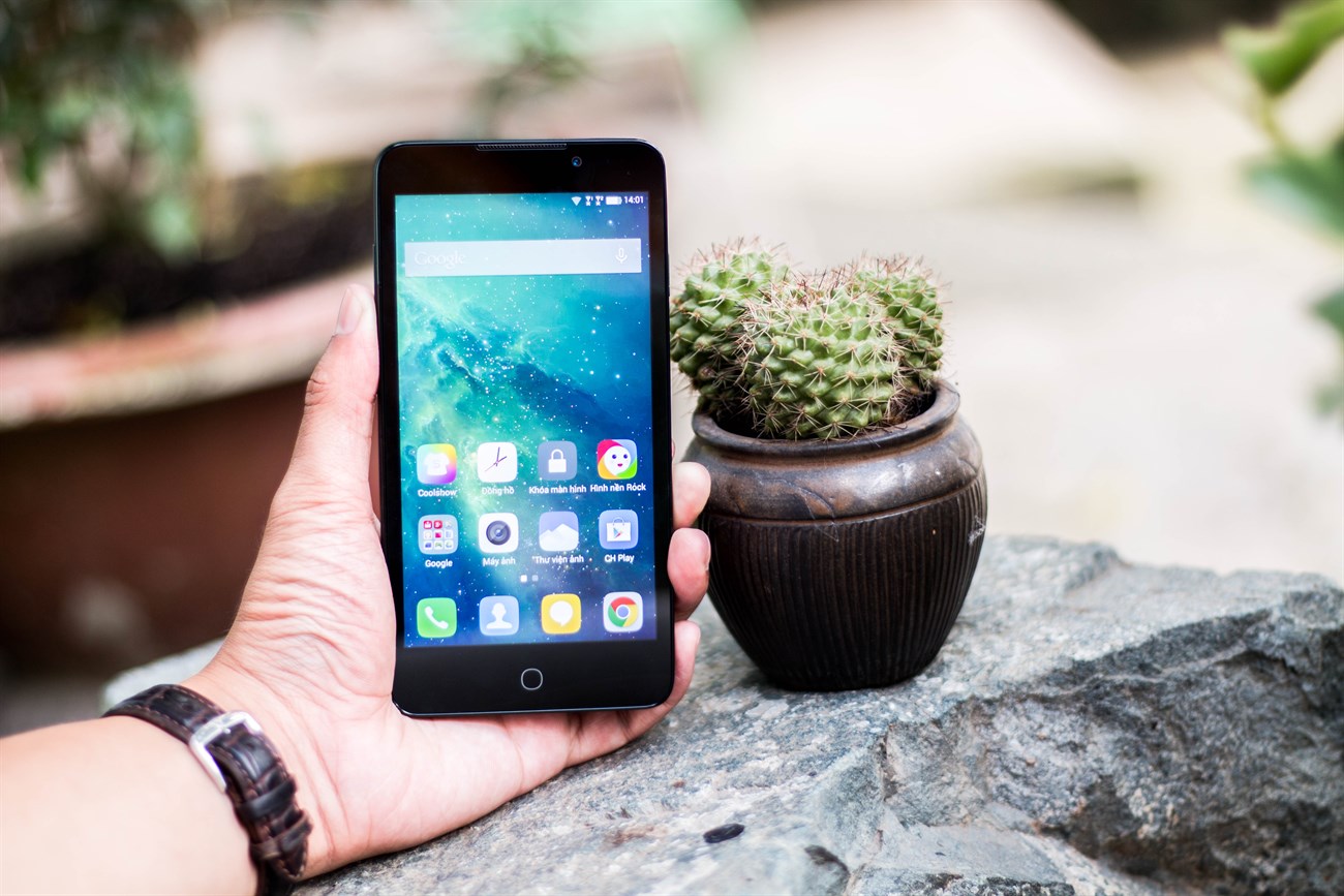 Đập hộp smartphone giá 3 triệu của Coolpad Đập hộp smartphone giá 3 triệu của Coolpad