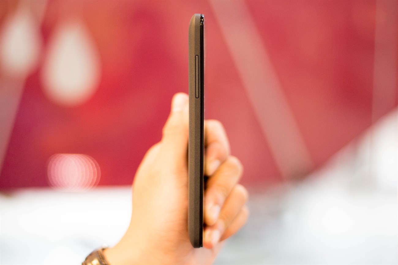 Đập hộp smartphone giá 3 triệu của Coolpad Đập hộp smartphone giá 3 triệu của Coolpad