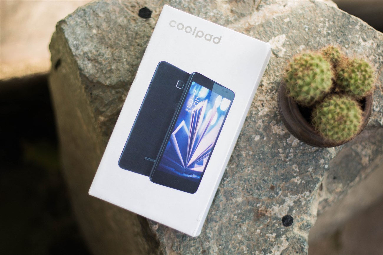 Đập hộp smartphone giá 3 triệu của Coolpad Đập hộp smartphone giá 3 triệu của Coolpad