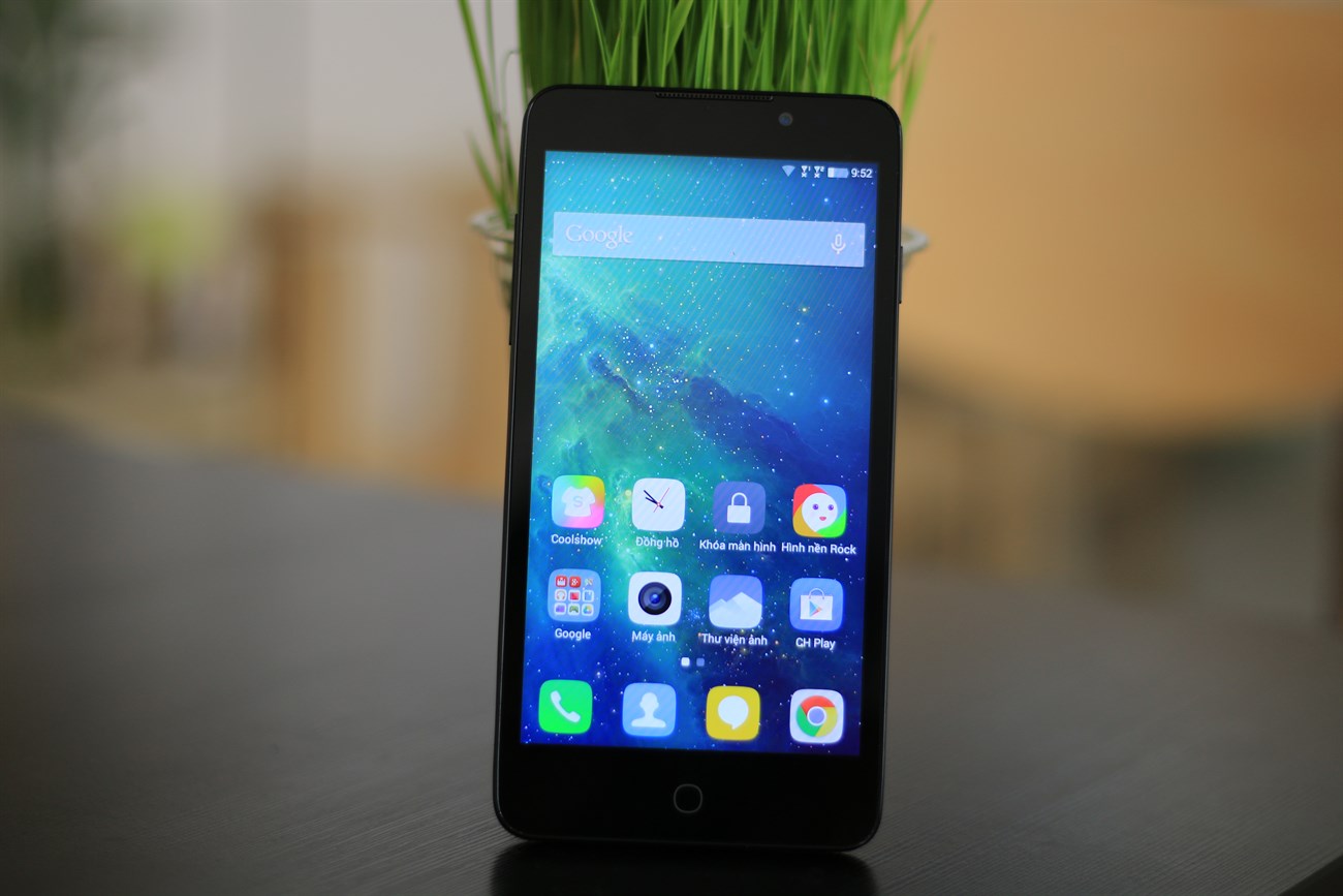Đập hộp smartphone giá 3 triệu của Coolpad Đập hộp smartphone giá 3 triệu của Coolpad