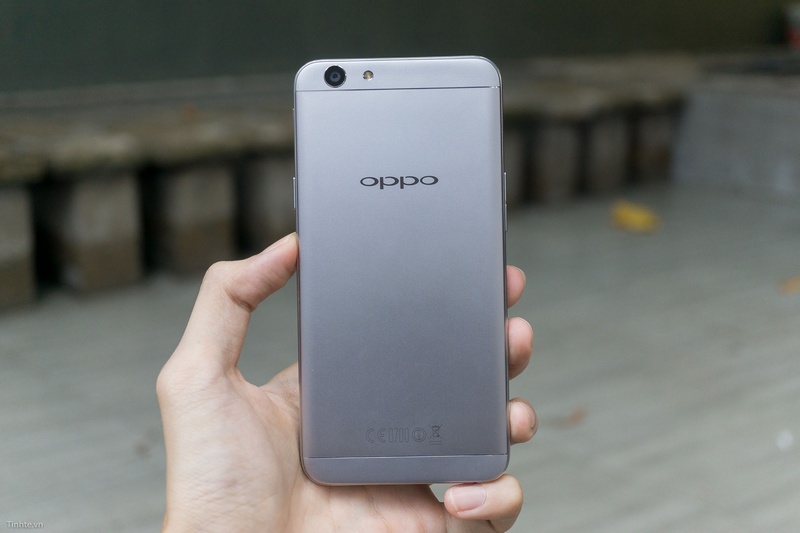 OPPO F1s màu đen chưa thấy bao giờ xuất hiện tại Việt Nam