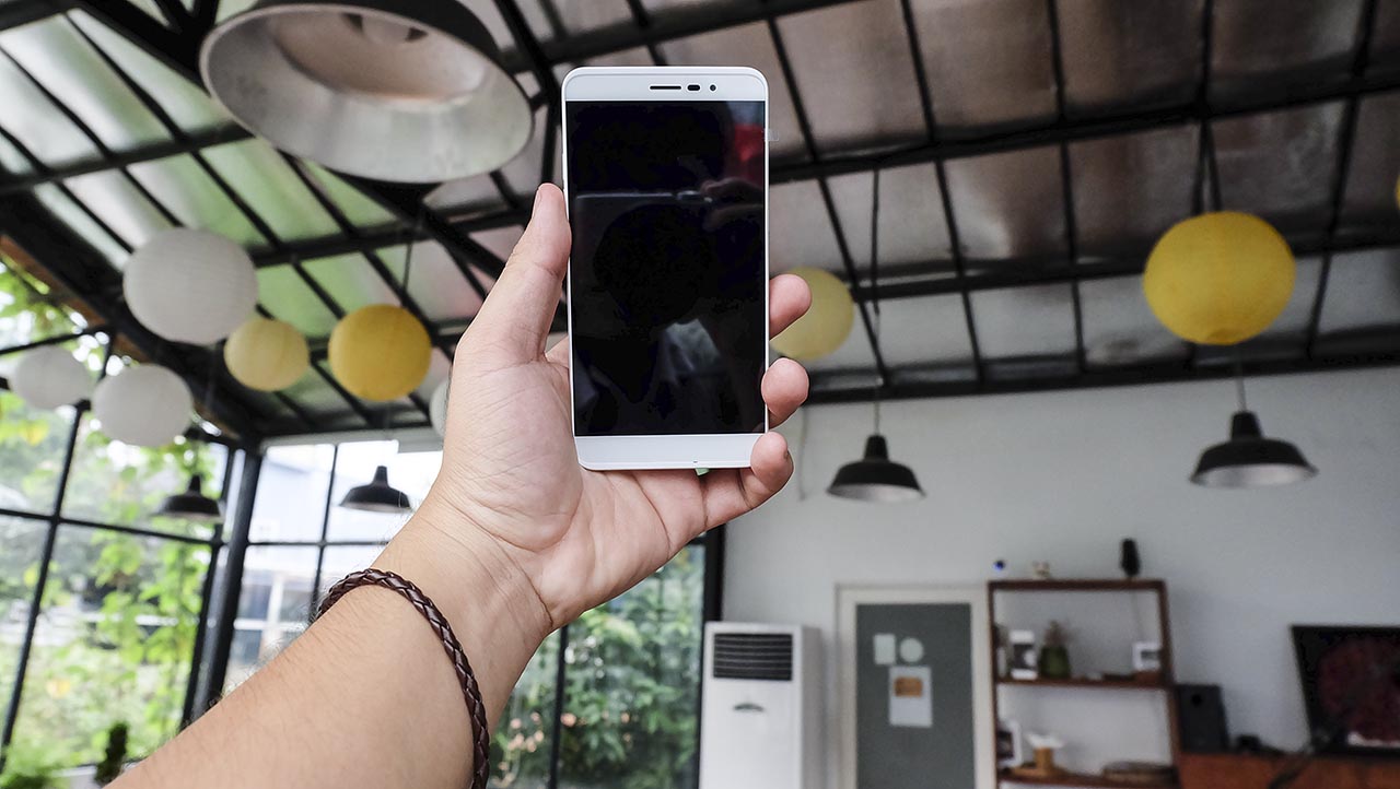 tren tay Coolpad Roar Plus tren tay Coolpad Roar Plus