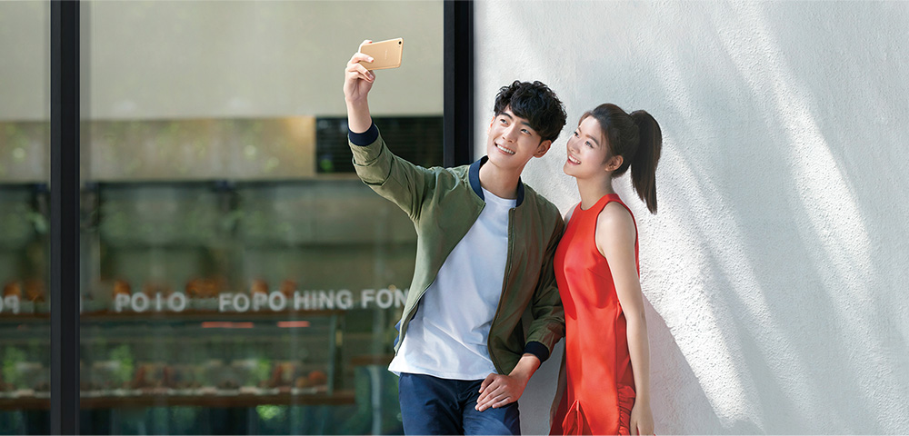 OPPO R9s Plus xuất hiện bên cạnh R9s, chi tiết cấu hình sáng tỏ như ban ngày OPPO R9s Plus xuất hiện bên cạnh R9s, chi tiết cấu hình sáng tỏ như ban ngày
