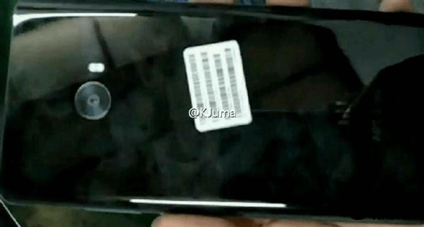 Lộ ảnh Xiaomi Mi Note 2, màn hình cong không có camera kép