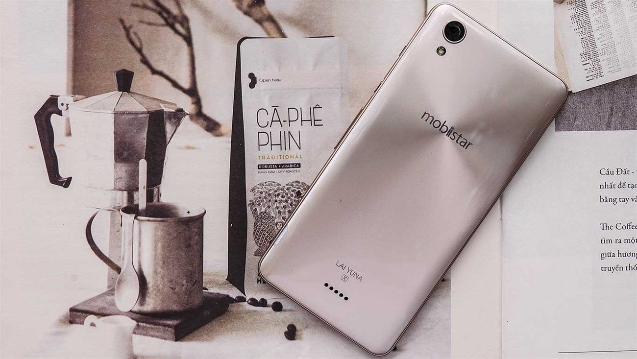 LAI Yuna X với nút selfie chuyên dụng cho phép đặt hàng trước LAI Yuna X với nút selfie chuyên dụng cho phép đặt hàng trước