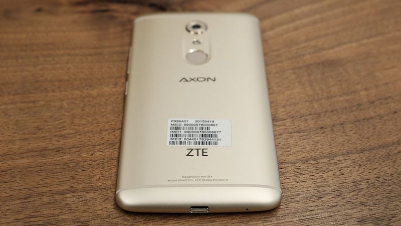 ZTE Axon 