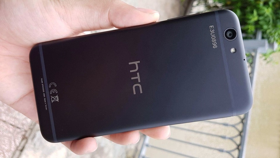 Hình ảnh smartphone của HTC sắp tham gia vào phân khúc 