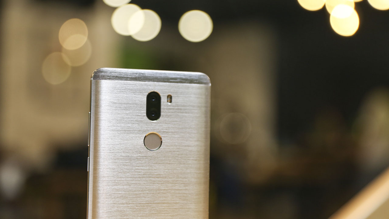 trên tay Xiaomi Mi 5S Plus trên tay Xiaomi Mi 5S Plus