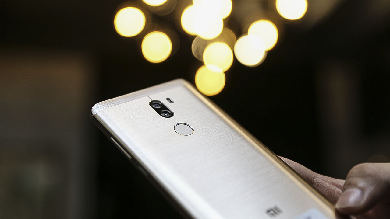 trên tay Xiaomi Mi 5S Plus trên tay Xiaomi Mi 5S Plus