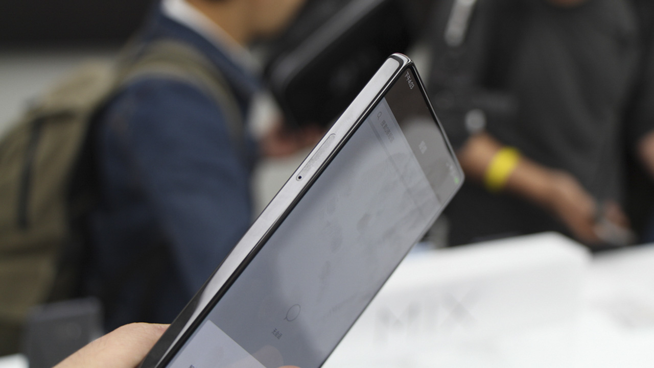 trên tay Xiaomi Mi Mix