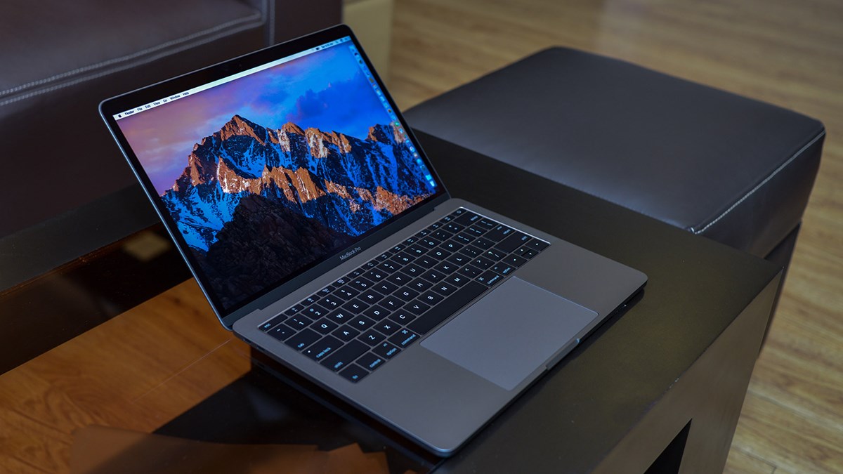 mac Cận cảnh Macbook Pro 13 inch 2016: Quyến rũ khó cưỡng
