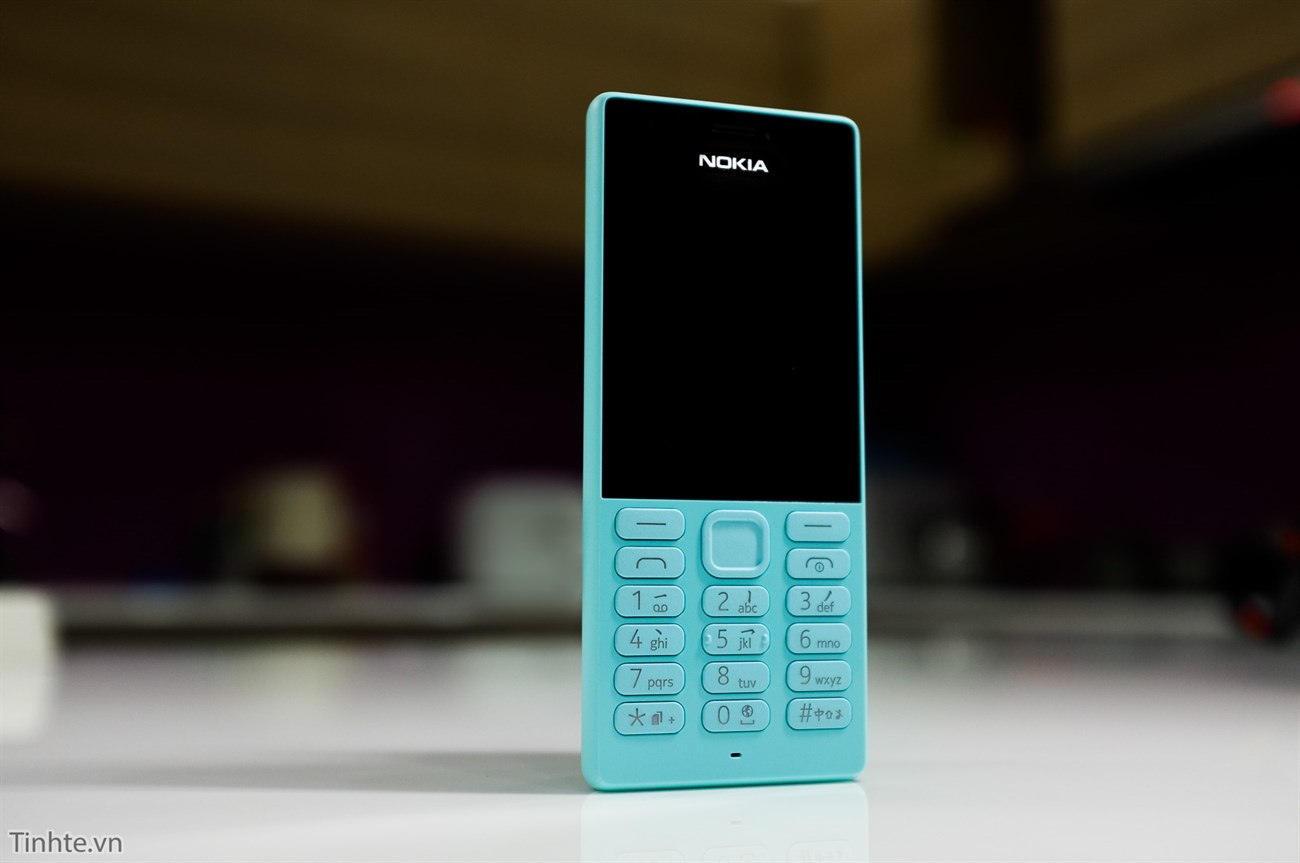 Trên tay Nokia 216: 2 SIM, 2 camera, 2 đèn flash, sản xuất tại VN