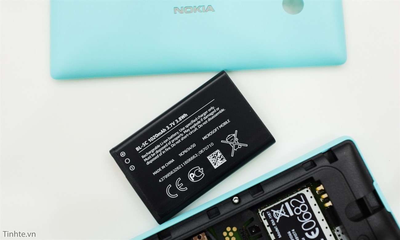 Trên tay Nokia 216: 2 SIM, 2 camera, 2 đèn flash, sản xuất tại VN