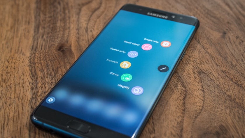 Galaxy Note 7 tại Việt Nam tự cập nhật, bắt buộc người dùng trả máy Galaxy Note 7 tại Việt Nam tự cập nhật, bắt buộc người dùng trả máy