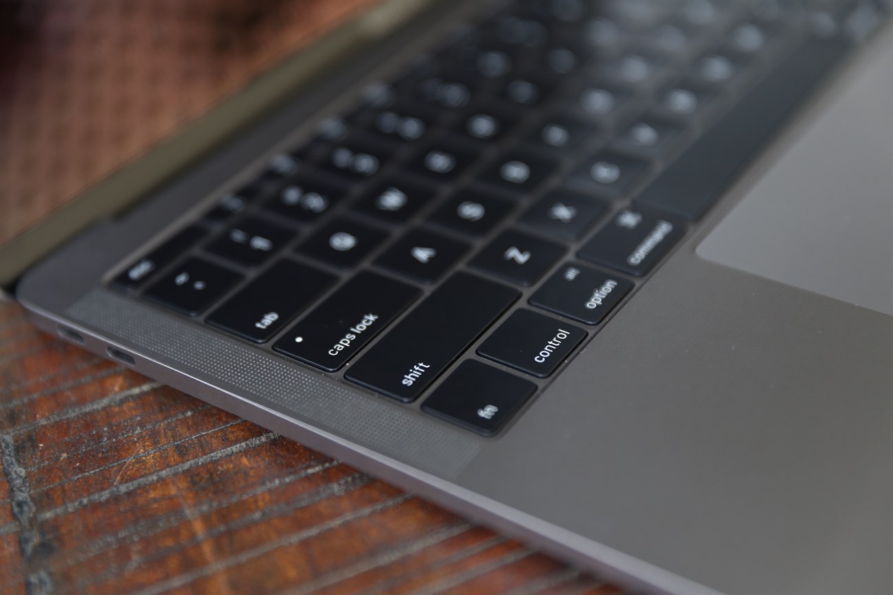 Trên tay Macbook Pro 2016: Tuyệt vời nhưng còn nhiều nuối tiếc Trên tay Macbook Pro 2016: Tuyệt vời nhưng còn nhiều nuối tiếc
