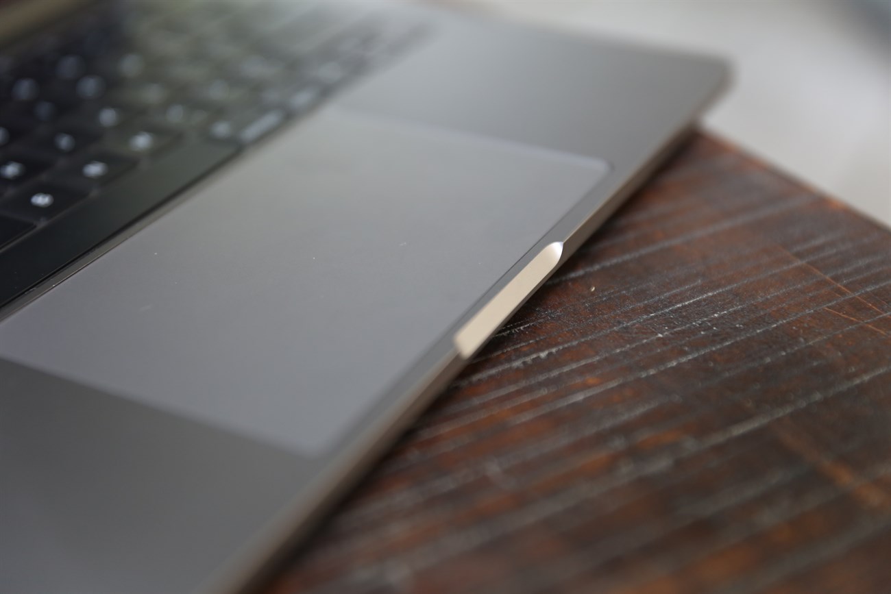 Trên tay Macbook Pro 2016: Tuyệt vời nhưng còn nhiều nuối tiếc Trên tay Macbook Pro 2016: Tuyệt vời nhưng còn nhiều nuối tiếc