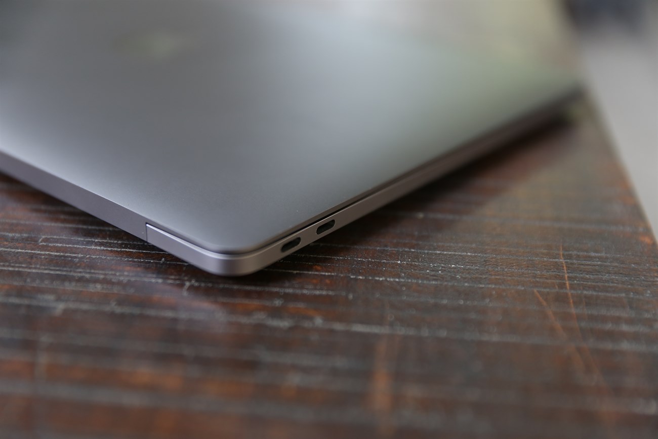Trên tay Macbook Pro 2016: Tuyệt vời nhưng còn nhiều nuối tiếc Trên tay Macbook Pro 2016: Tuyệt vời nhưng còn nhiều nuối tiếc