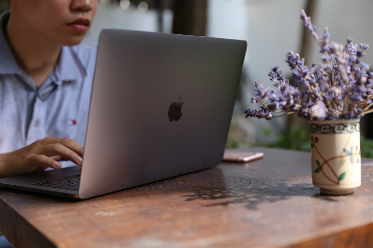 Trên tay Macbook Pro 2016: Tuyệt vời nhưng còn nhiều nuối tiếc Trên tay Macbook Pro 2016: Tuyệt vời nhưng còn nhiều nuối tiếc