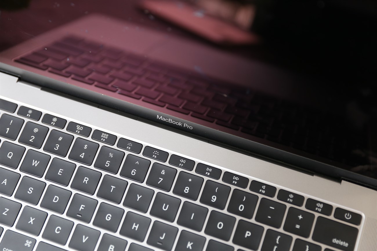 Trên tay Macbook Pro 2016: Tuyệt vời nhưng còn nhiều nuối tiếc Trên tay Macbook Pro 2016: Tuyệt vời nhưng còn nhiều nuối tiếc