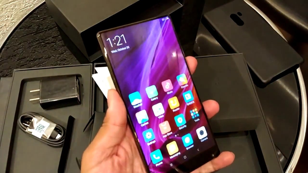 Chỉ trong 10 giây mở bán, Xiaomi Mi MIX đã cháy hàng