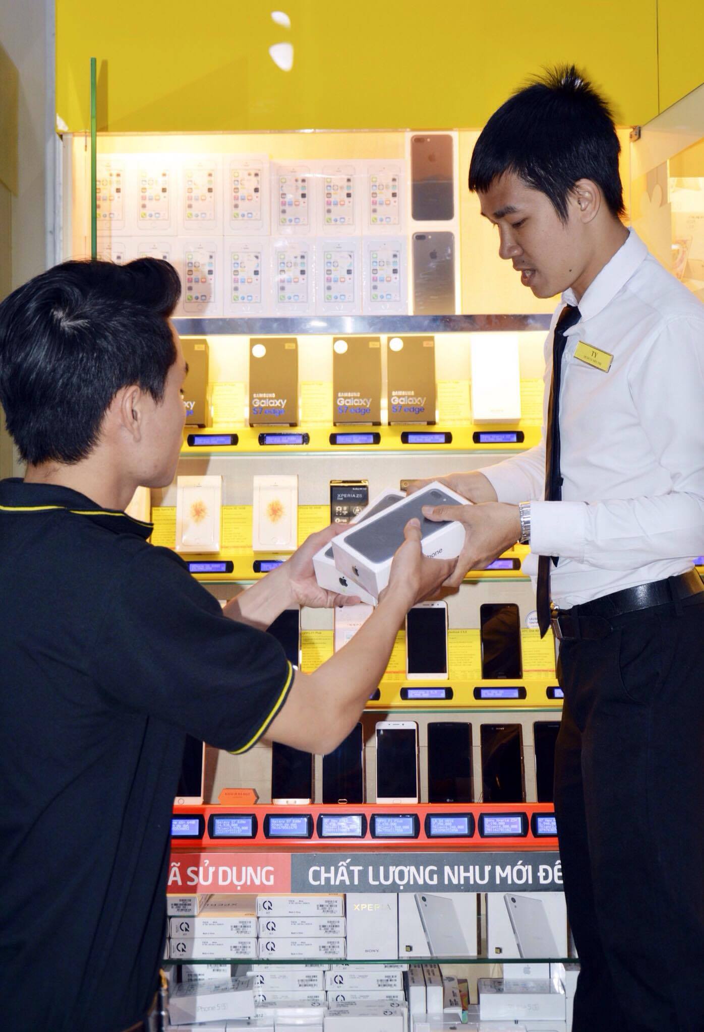 Siêu thị 330 Cộng Hòa, TP Hồ Chí Minh Siêu thị 330 Cộng Hòa, TP Hồ Chí Minh