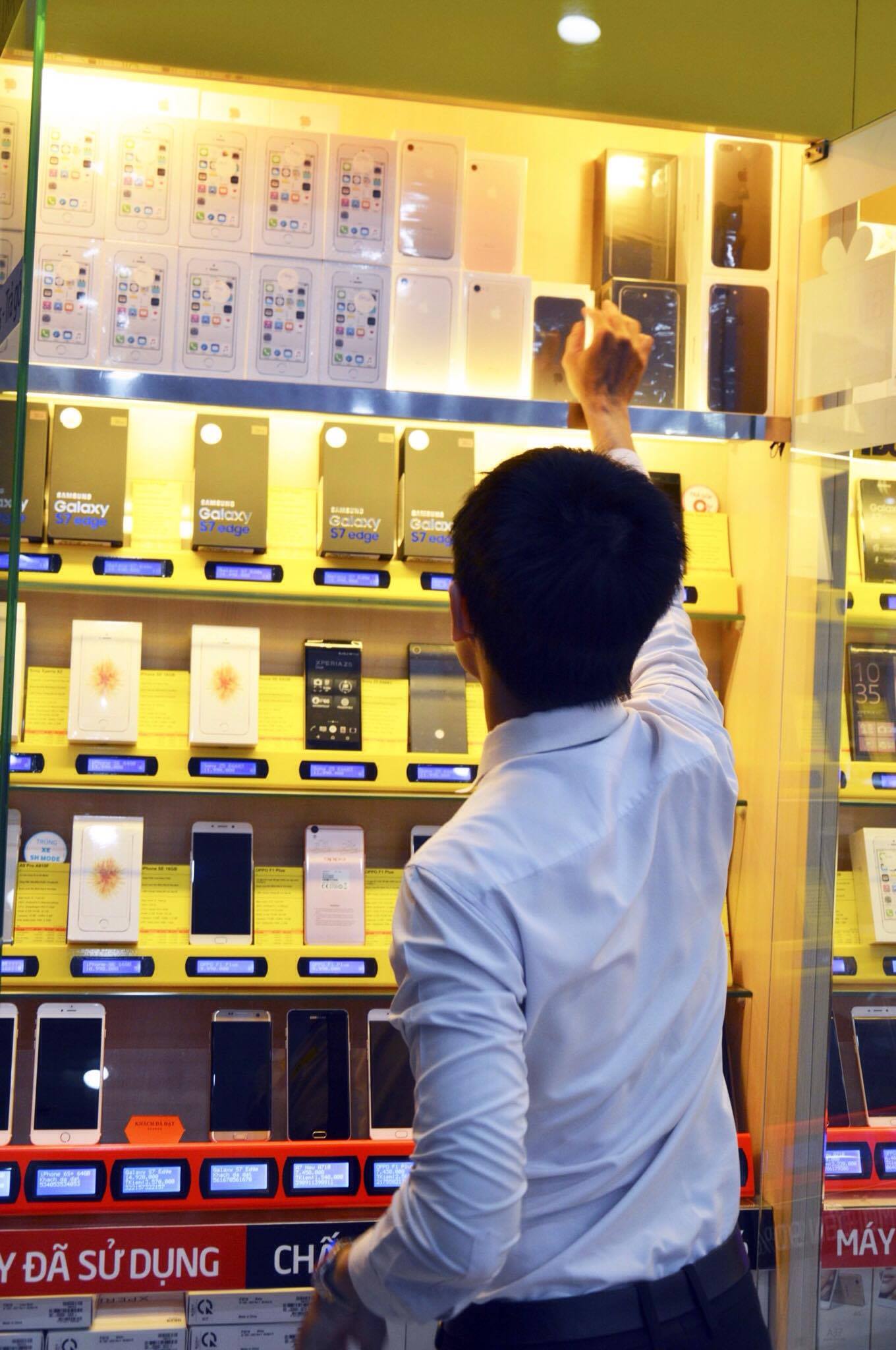 Siêu thị 330 Cộng Hòa, TP Hồ Chí Minh Siêu thị 330 Cộng Hòa, TP Hồ Chí Minh