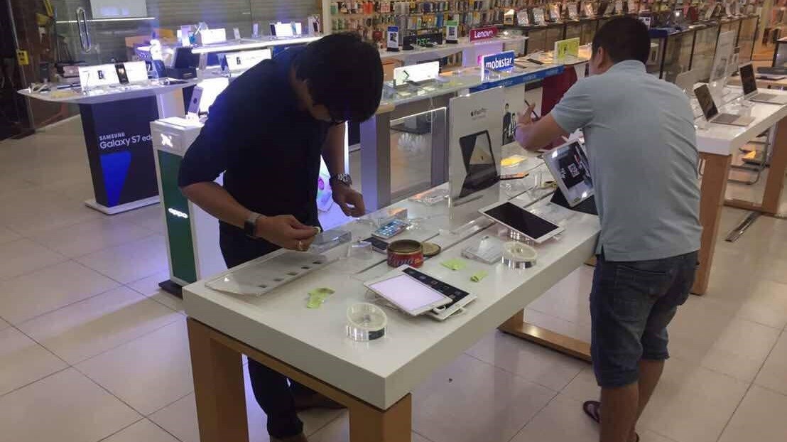 Toàn cảnh chuẩn bị ra mắt iPhone 7 Toàn cảnh chuẩn bị ra mắt iPhone 7