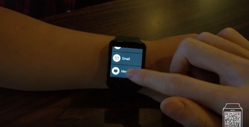 Smartwatch Nokia Moonraker bỗng dưng xuất hiện video trên tay người dùng Smartwatch Nokia Moonraker bỗng dưng xuất hiện video trên tay người dùng