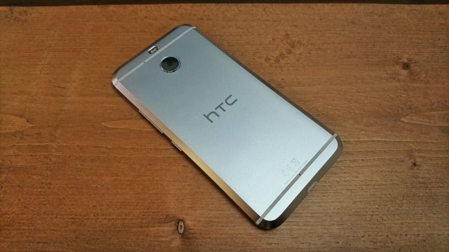 Evo: bản nâng cấp siêu thú vị của HTC 10