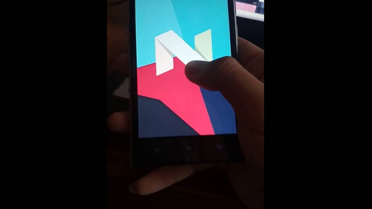 Nokia Lumia 520 bất ngờ chạy được trên Android 7.1 Nokia Lumia 520 bất ngờ chạy được trên Android 7.1