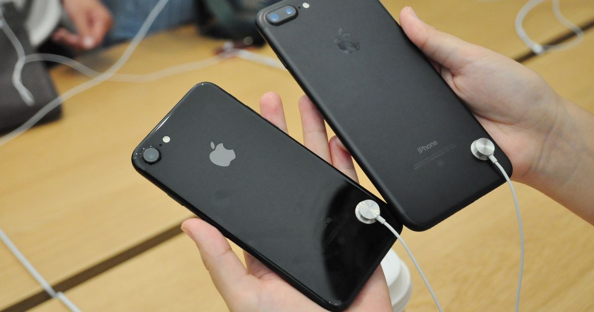 Người Việt thích mua smartphone “cao cấp của cao cấp” Người Việt thích mua smartphone “cao cấp của cao cấp”