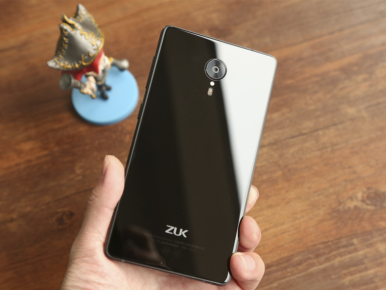 trên tay Lenovo ZUK Edge