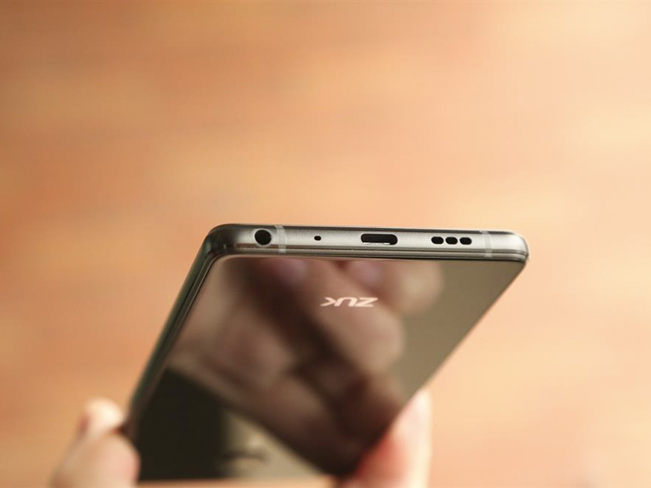 trên tay Lenovo ZUK Edge