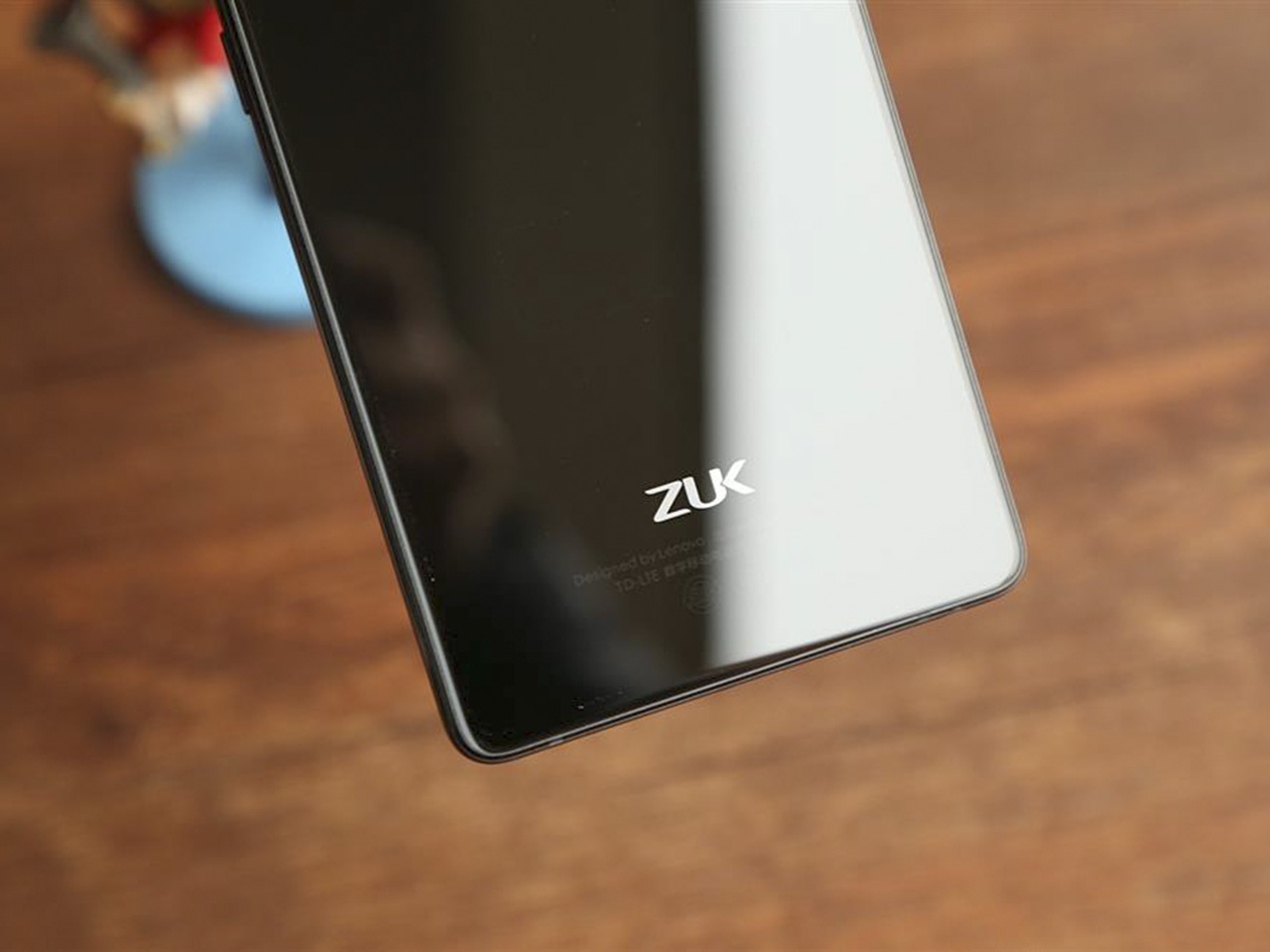 trên tay Lenovo ZUK Edge