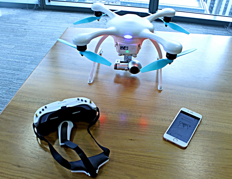 Drone và kính thực tế ảo Drone và kính thực tế ảo