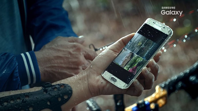 Samsung Galaxy Các mẫu smartphone màn hình cong đã trở thành thương hiệu của Samsung