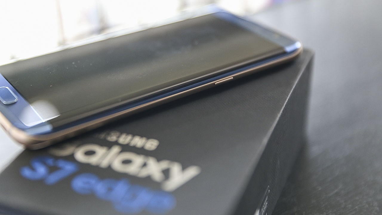 Galaxy S7 Edge Blue Coral Galaxy S7 Edge Blue Coral