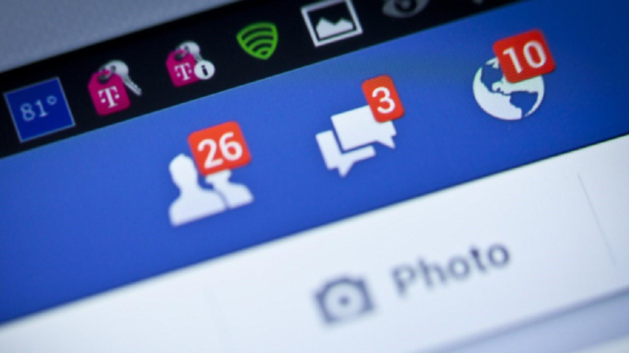 Thủ thuật nhỏ giúp bạn gôm Facebook và Messenger lại với nhau trên iPhone Thủ thuật nhỏ giúp bạn gôm Facebook và Messenger lại với nhau trên iPhone
