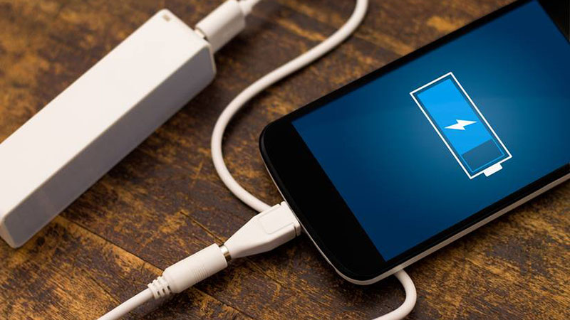 smartphone_charging_800x450