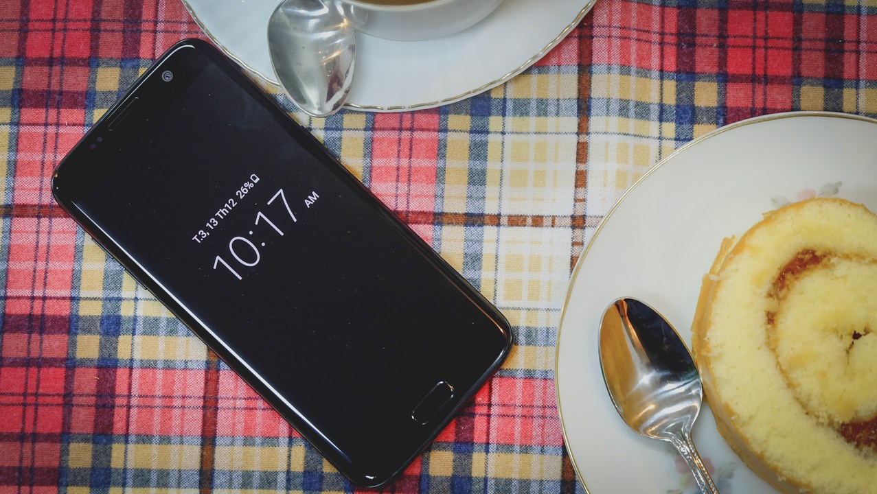Galaxy S7 Edge đen bóng bán ra với phiên bản bộ nhớ trong lên đến 128GB Galaxy S7 Edge đen bóng bán ra với phiên bản bộ nhớ trong lên đến 128GB