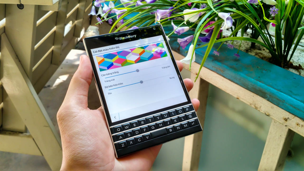 Màn hình trên BlackBerry Passport Màn hình trên BlackBerry Passport